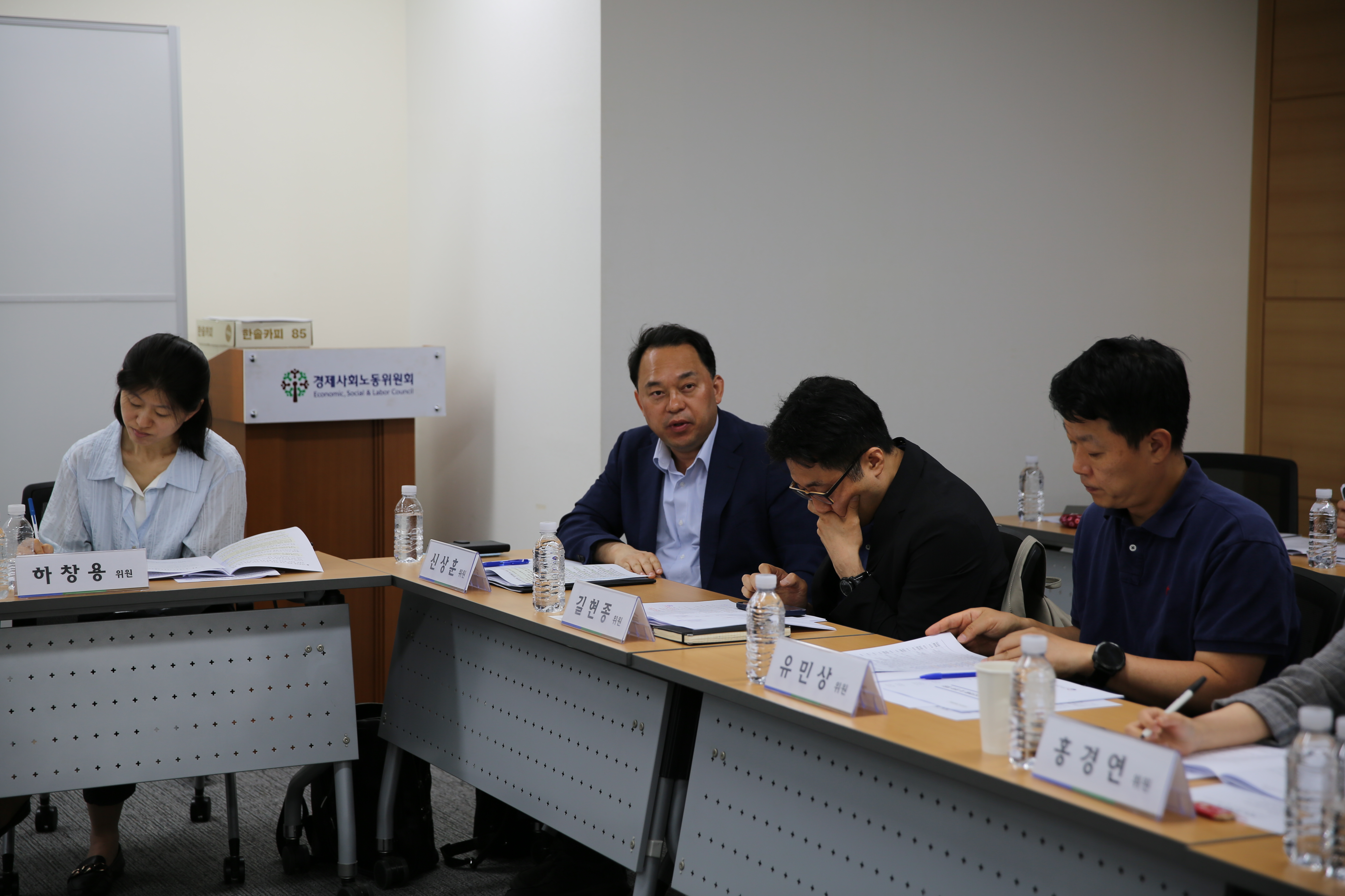 제5차 청년일자리희망위원회 전체회의 결과