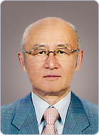 제 9대 위원장 김대모